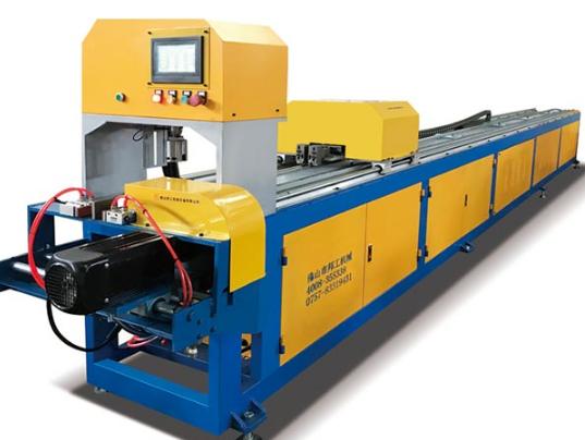 自动冲孔机设计